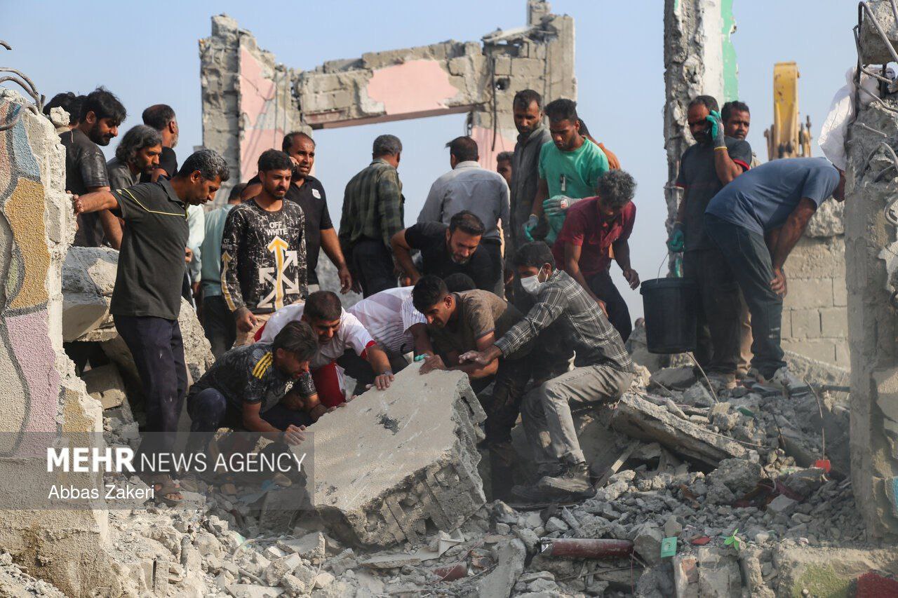 Middle East Conflict: Rising Tensions & Civilian Toll in Lebanon